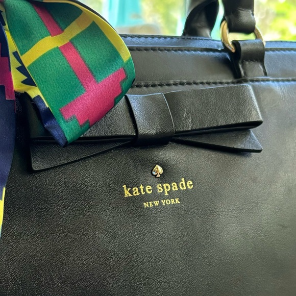 Kate Spade Satchel Tote with Shoulder Straps Gold Hardware and Zipper Closure - Picture 13 of 17